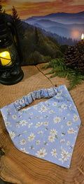 Blue Bee Daisies Bandana